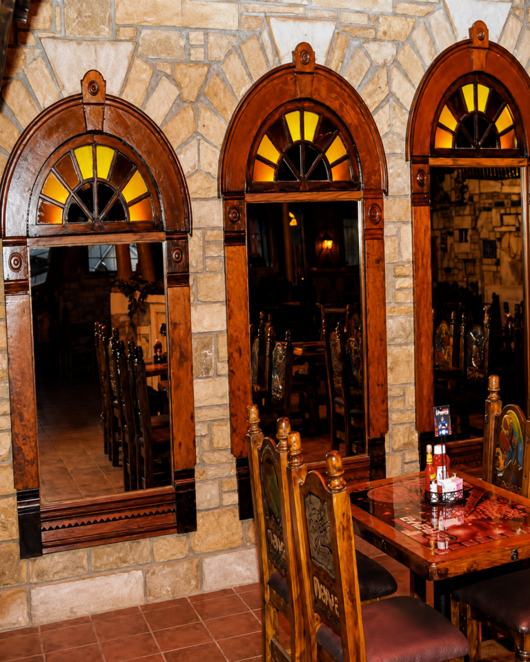 Riviera Maya Restaurant windows